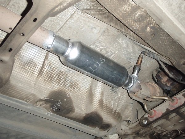 Замена катализатора Volkswagen Passat B6 1.8 Turbo на пламегаситель (год выпуска - 2007)